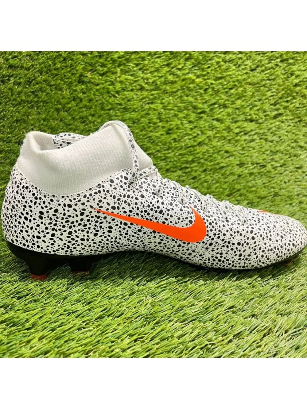 Nike Mercurial Superfly 7 Academy CR7 Mens Size 9 Gray Running Soccer Cleats